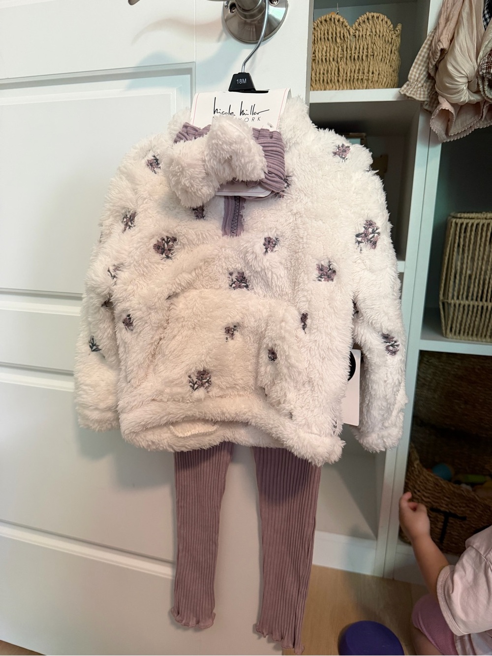Girls matching set - 18M